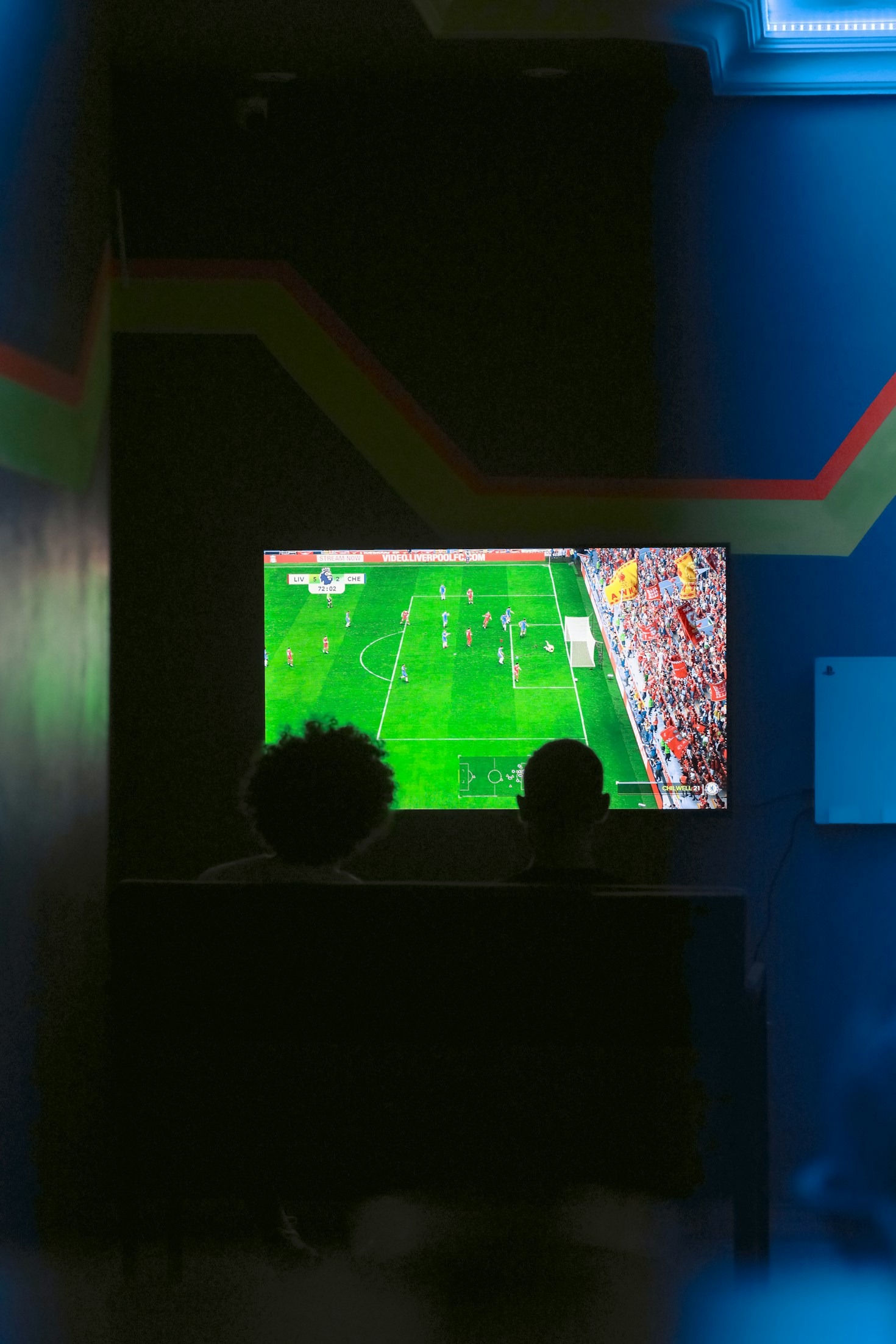 The Evolution of Digital Sports Broadcasting and Fan Engagement